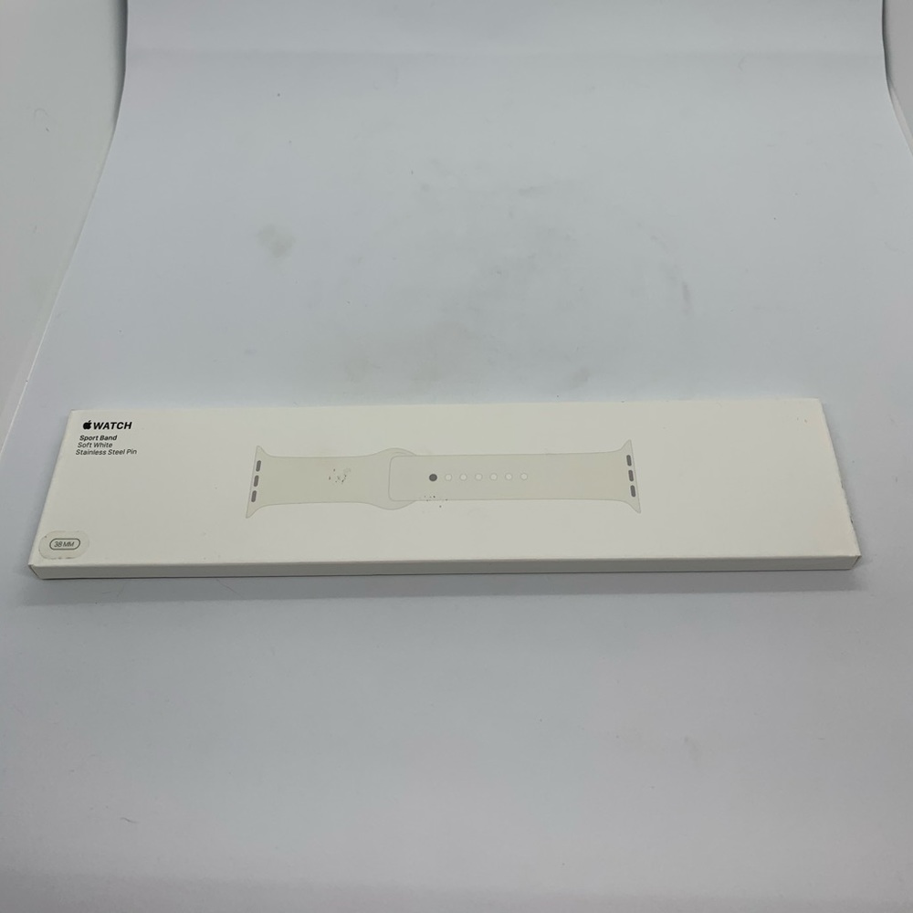 38 mm apple  genuine soft white sport band